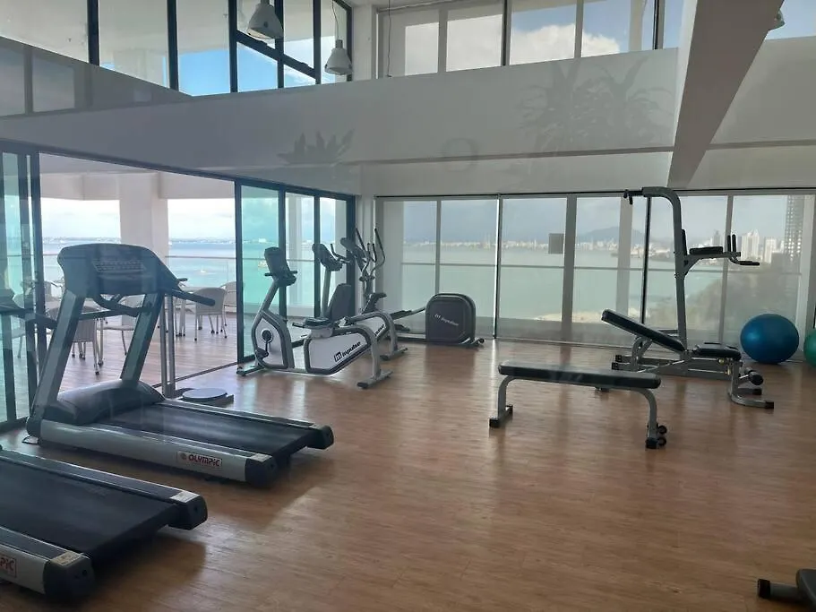 公寓 Sunrise@Gurney Spacious 2Br Duplex 乔治敦 马来西亚