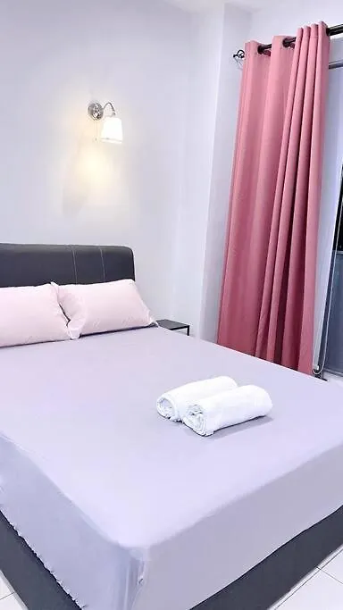 Sunrise@Gurney Spacious 2Br Duplex 乔治敦 马来西亚